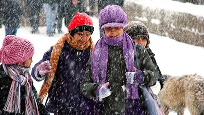 Meteoroloji uyardı, Trabzon’da eğitim kararı netleşti!