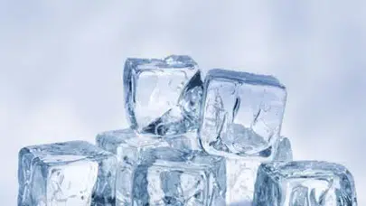 KATI'NIN EŞ ANLAMLISI! Katı Kelimesinin Eş Anlamlıları ve Örnek Cümleler