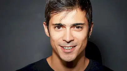 Mısır’da Romantik An, Doğaç Yıldız Diz Çöküp Teklif Etti