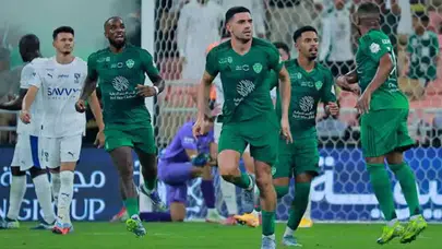 5 Gollü Maç Sonrası Sosyal Medya Atışması! Merih Demiral Cevap Verdi