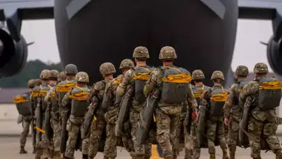 ABD ve İran Arasında Ateşkes Girişimi, Binlerce Asker Bölgeye Sevk Edildi