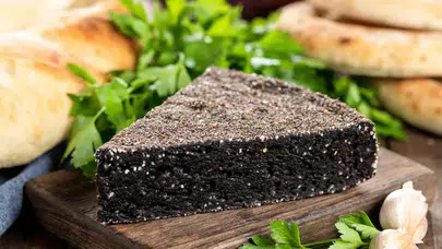 Siyah Peynirin Lezzet Yolculuğu: Gelenekten Modern Sofralara