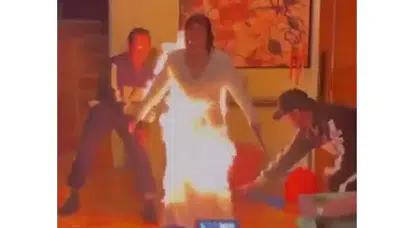 Katy Perry Klipte Kendini Ateşe Verdi! Alevler Kontrolden Çıkınca Set Karıştı