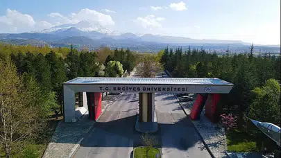 Kayseri’de Kampüs Alarmda: Milli Takım İçin Dev Ekran Hazırlığı Başladı