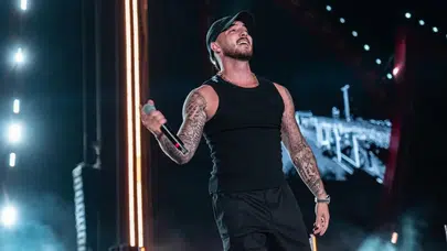 ATİ242 ANNESİ KİM! Ati242 annesine ne aldı, milyonluk bayram hediyesi ne, Mercedes G Wagon mu aldı?