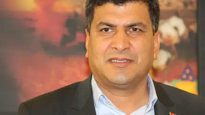 MAHMUT ÖZYAVUZ EŞİ KİM? Fatma Özyavuz kimdir, mesleği ne, ne iş yapıyor, aslen nereli?