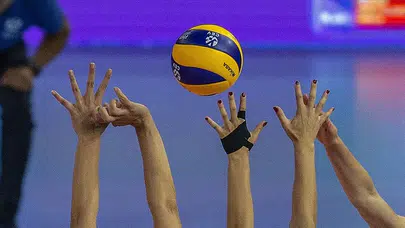 CEV KADINLAR ŞAMPİYONLAR LİGİ ÇEYREK FİNAL MAÇLARI! Eczacıbaşı, Fenerbahçe, Vakıfbank ve Zeren Spor maçları hangi gün, saat kaçta, nerede yayınlanacak?