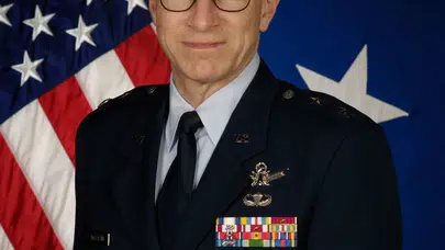 UFO İddialarıyla Tanınan ABD’li General Gizemli Şekilde Kayboldu