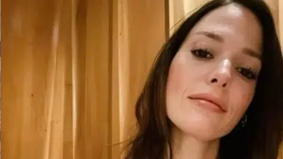 GÜLCE ŞENEREN KOÇAK KİM! FB–Samsunspor maçında gündem olan 8 Mart anonsu nedir, ne iş yapıyor?