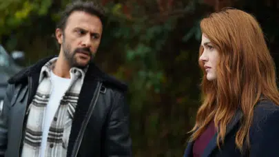 TAŞACAK BU DENİZ SETİNDE AŞK MI VAR? Burcu Cavrar (Hicran) ile partneri Onur Dilber (Gezep) sevgili mi?