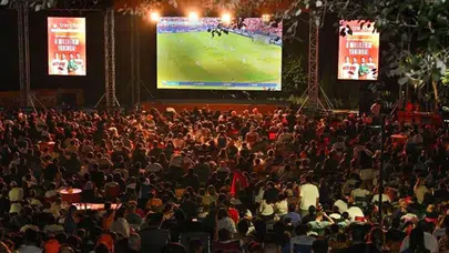 İstanbul’da dev ekran nerede kurulacak, Kadıköy ve Maltepe’de Türkiye Kosova maçı nerede izlenecek?