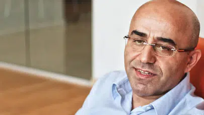 NECATİ ÖZKAN KİMDİR VE KARİYERİ! Nereli ve Kaç Yaşında, Ne İş Yapıyor, Hangi Şirketin Sahibi, Hangi Siyasi Kampanyaları Yönetti?