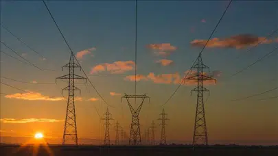 GEDİZ DUYURDU! Hangi İlçelerde Elektrik Yok, Saat Kaçta Gelecek? (Bergama, Karşıyaka, Menemen)