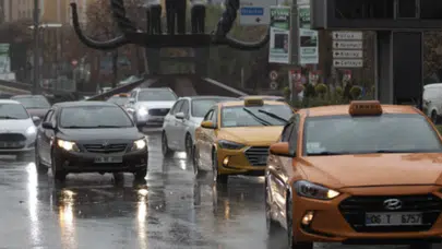 ANKARA HAVA DURUMU SON DAKİKA 24 MART! Yağmur var mı, sıcaklık yükselir mi, hafta sonu hava nasıl olacak?