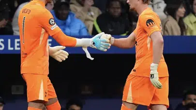 Şampiyonlar Ligi’nde Dikkat Çeken Karar! Tudor Kaleciyi 17. Dakikada Çıkardı