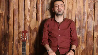 SANATÇI KEMAL CEYHAN KİMDİR VE KARİYERİ! Nereli, Müzik Kariyeri Nasıl Başladı, Beste ve Aranje Çalışmaları Neler?