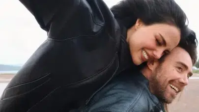 Aşk Paylaşımı Gündem Yarattı, Murat Dalkılıç ile Özgü Kaya Aynı Kadrajda