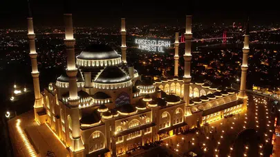 Ramazan’ın Zirve Noktası: 27. Gece İçin Manevi Hazırlık Başladı