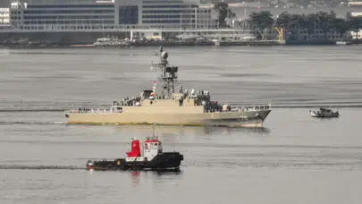 ABD Denizaltısından Ölümcül Saldırı: İran Fırkateyni Sulara Gömüldü