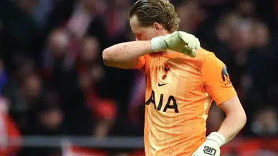 ANTONİN KİNSKY NEDEN OYUNDAN ÇIKTI! Igor Tudor neden kaleci değişikliği yaptı, golleri kim attı?