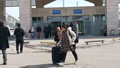 Kapıköy’de Dönüş Hareketliliği! İranlılar Savaş Nedeniyle Ülkelerine Gidiyor