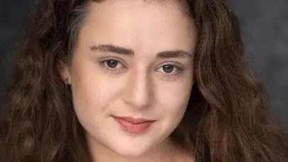 Bennu Yıldırımlar’ın oyuncu kızı Ada Yarar dikkat çekti!