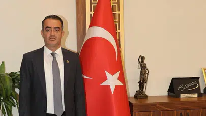 Başkan ile meclis üyesi arasındaki çıkış ilçeyi ayağa kaldırdı