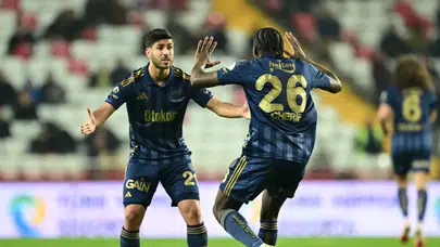 Süper Lig’de Kritik Beraberlik! Fenerbahçe Antalya’dan 1 Puan Çıkardı