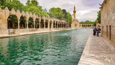 URFA'DA GEZİLECEK YERLER, GÖLLER NERELER? Şanlıurfa’da görülmesi gereken 10 tarihi ve turistik nokta