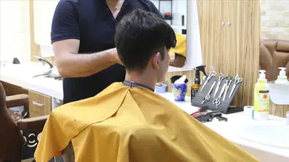 KUAFÖR VE BERBERLER (20-21-22 MART) KAPALI MI AÇIK MI! Ramazan Bayramı’nda kuaförler çalışıyor mu, berberler hizmet veriyor mu?