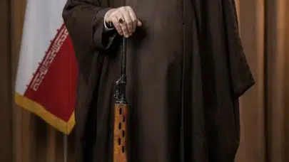 İran’da Lider Değişimi! Mücteba Hamaney’in Savaş Yıllarından Kareler Paylaşıldı