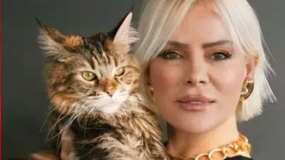 Canlı yayında kriz: Kedi sözleri ortalığı karıştırdı!