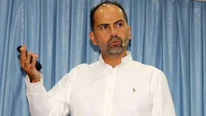 NASUH MAHRUKİ DİNİ İNANCI (MÜSLÜMAN MI HRİSTİYAN MI) Kökeni Ne, Babası Kimdir?