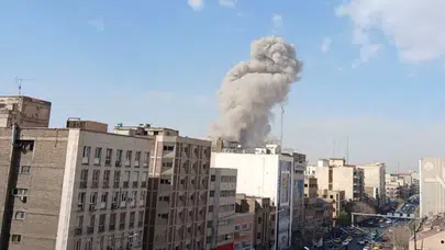 Orta Doğu’da Savaş Büyüyor! İsrail Tahran’ı Vurdu, Başkentte Şiddetli Patlamalar