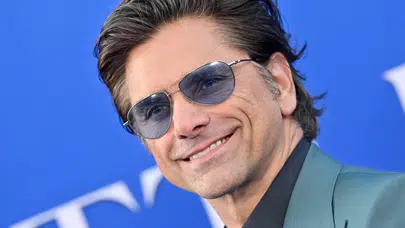 JOHN STAMOS KİMDİR, KAÇ YAŞINDA? Nerede doğdu, mesleği ne, evli mi, çocuğu var mı?