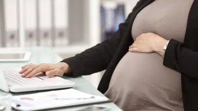 YÖK’ten doğum yapan lisansüstü öğrencilere ek süre kararı