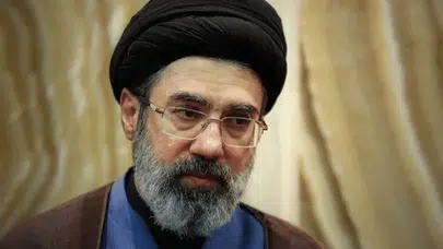 Güç dengelerini değiştiren isim Tahran’da sahneye çıktı