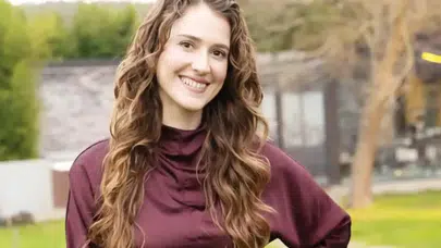 OYA UNUSTASI DİZİLERİ! Memleketi neresi, kaç yaşında, evli mi, bekar mı, hangi yapımlarda oynadı?