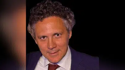 Güney Öztürk Kimdir, Kaç Yaşında, Nereli, Ne İş Yapıyor, Eğitimi Ne, Hangi Medya Kuruluşlarında Çalıştı, Eşi Kimdir?