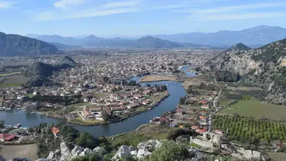 Muğla’da binlerce kişi üniversite salonunda aynı anda nefesini tuttu