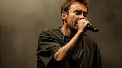 Murat Dalkılıç Boop Kuruçeşme’de sahne aldı: Salı gecesinde Özgü Kaya ile düet