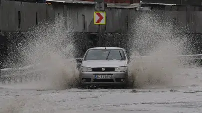 Valilik Açıkladı! İstanbul'da 3 Günde Metrekareye 97 Kilogram Yağış Düştü