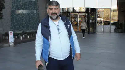 Ümit Özat Zorlu AVM'de hayranlarıyla futbol sohbetine daldı