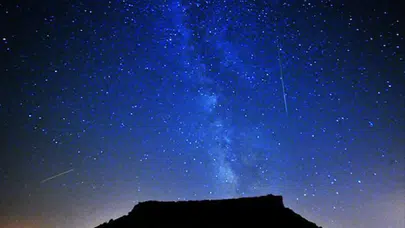 Gökyüzünde görsel şölen: 2026 Lyrid meteor yağmuru başlıyor!
