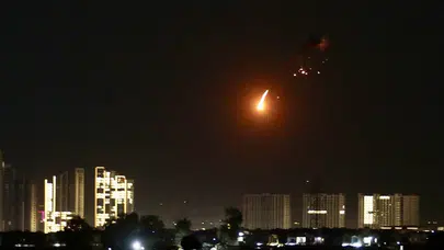 Orta Doğu'da büyük hesaplaşma başladı: İslami Direniş'ten 19 şok saldırı