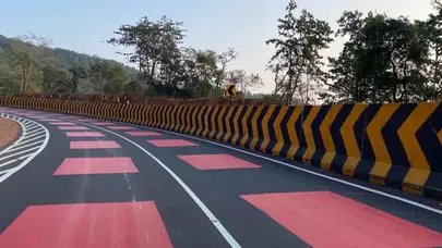 Hindistan'da kırmızı yol uygulaması nedir, trafik güvenliğini nasıl sağlıyor?