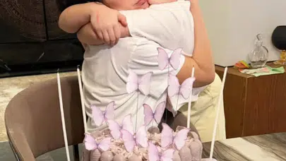 Yılın Babası ve Aşığı... Caner Erkin’den Şükran Ovalı’ya Duygusal Doğum Günü Jesti!