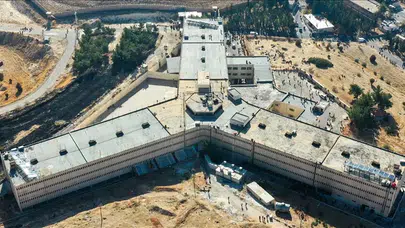 Esed Rejiminin 'ölüm değirmeni' kamerada: Saydnaya Hapishanesi'nde mahkumların son anları!