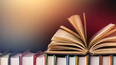 Beş öne on arkaya dolanmak deyimi neyi ifade eder? nasıl kullanılır, kararsızlık mı içerir?