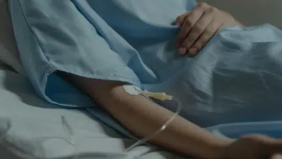 30 Yaş Üstü Herkesi Tehdit Ediyor! Halsizlik ve Üşümeyle Başlayan Sinsi Tehlike